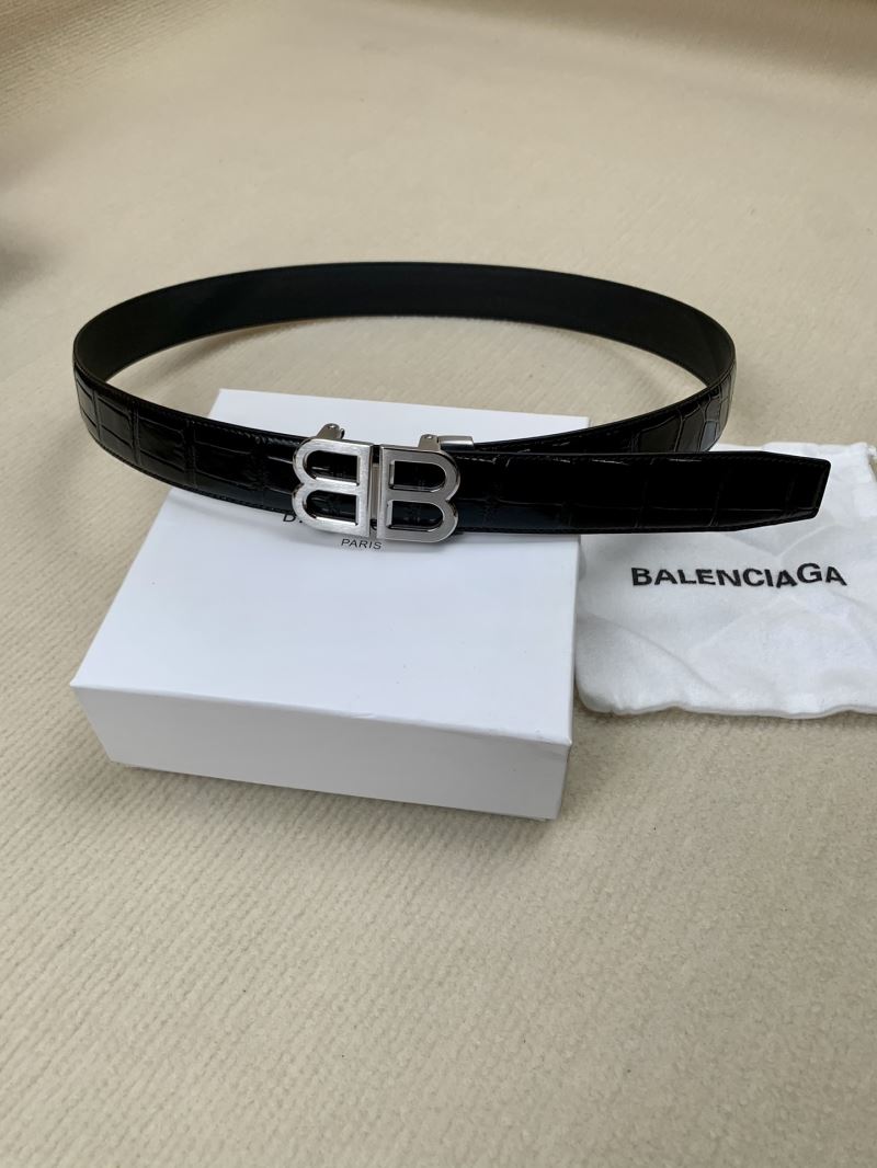 BALENCIAGA